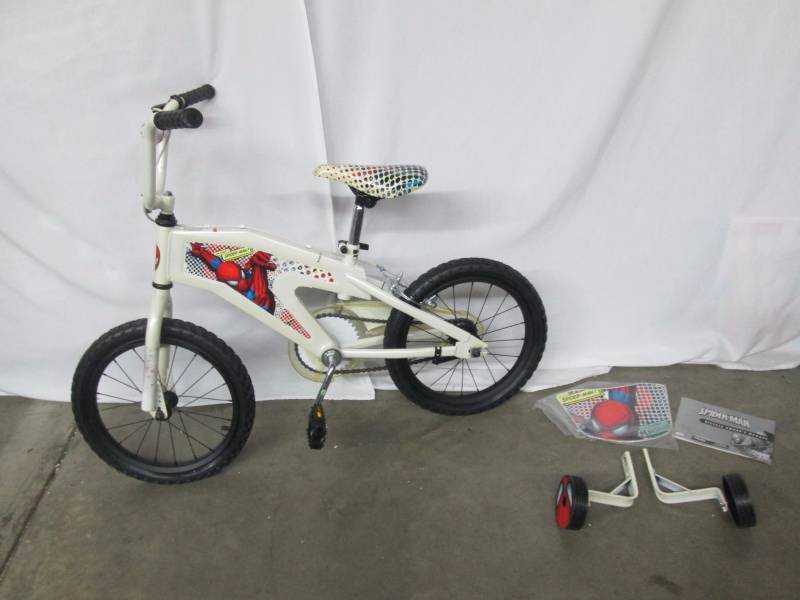 lot 44 image: Ultimate Spider-Man 16 BMX Bicycle