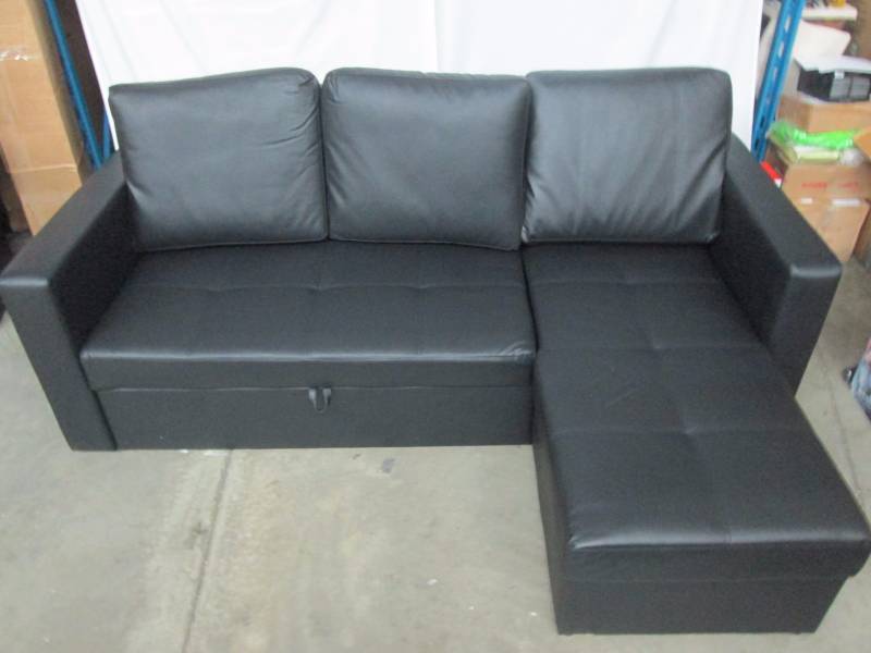 lot 5 image: Alcove Sofa with Chaise and Hidden Storage