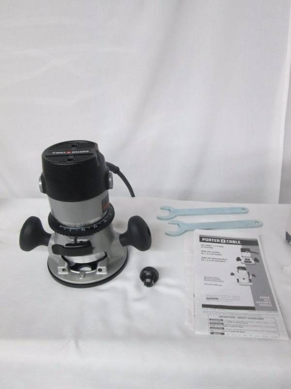 lot 11 image: Porter Cable Router