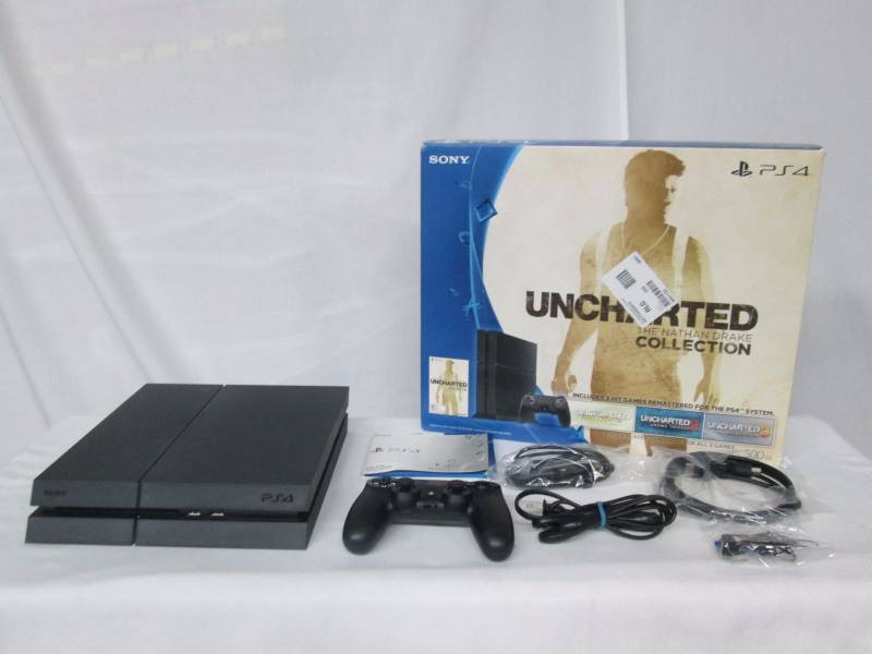 lot 8 image: Sony PlayStation 4 500GB Conosole