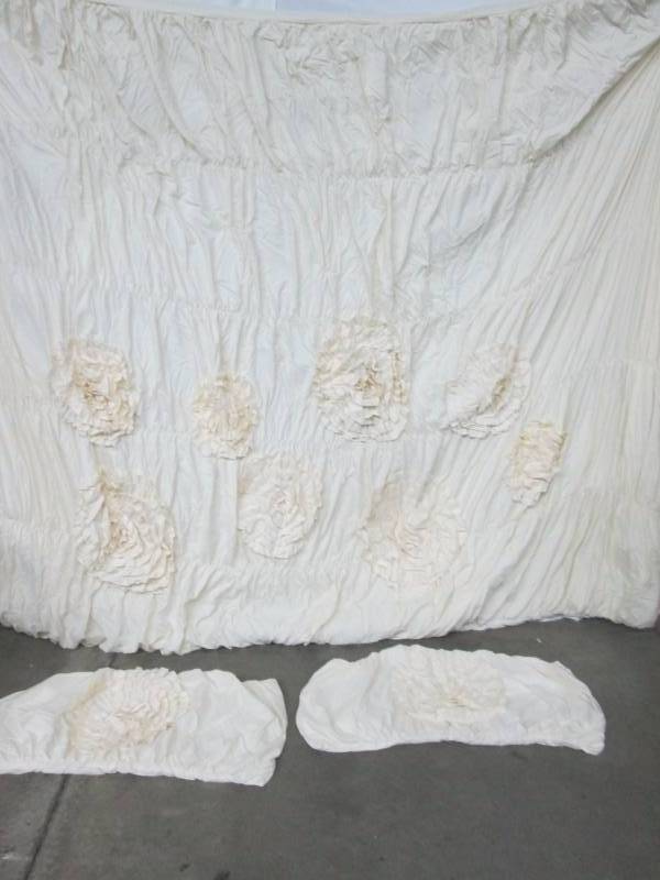 lot 86 image: McLeland Designs Serena 3-pc. Comforter Set - King