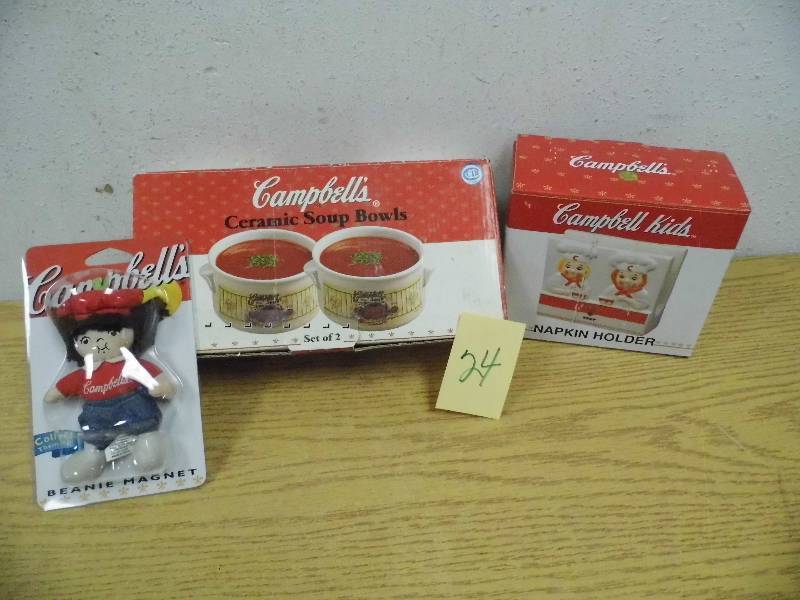 lot 24 image: Campbells Soup - Soup Bowls, Napkin Holder