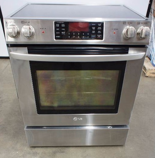 lot 4 image: LG Stove - Model # (LSE3090ST)