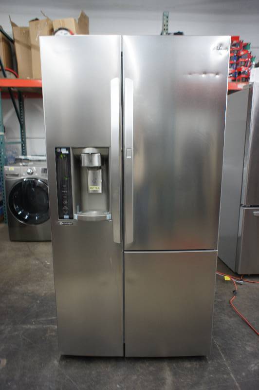 lot 2 image: LG Refrigerator - Model # (LSXS26366S)