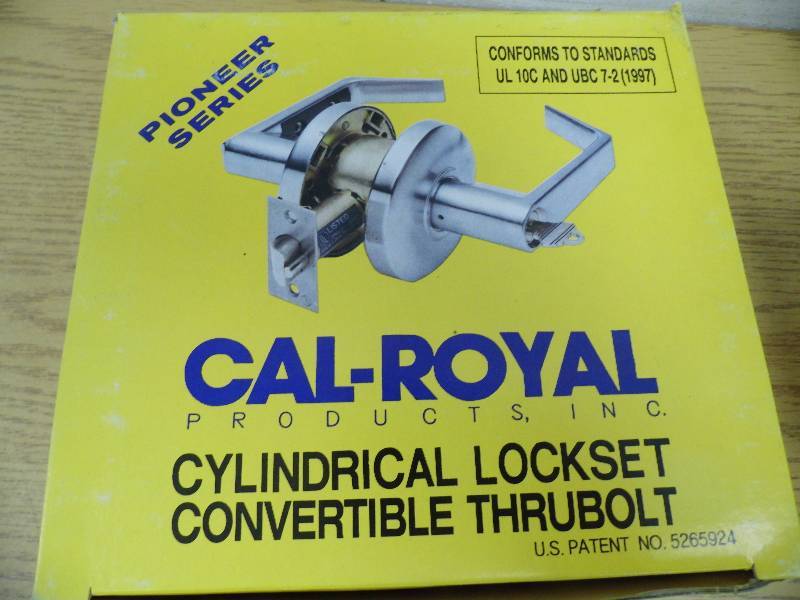 Cal Royal Storeroom Lockset
