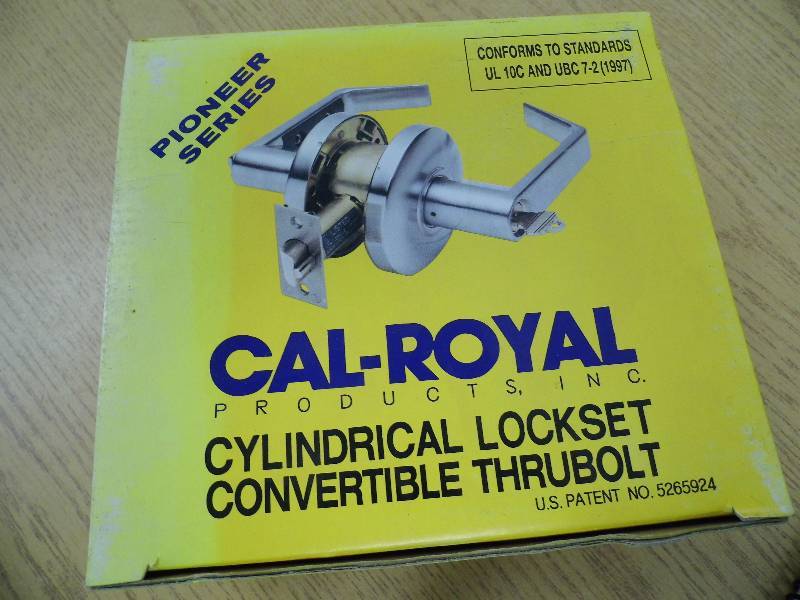 Cal Royal Storeroom Lockset
