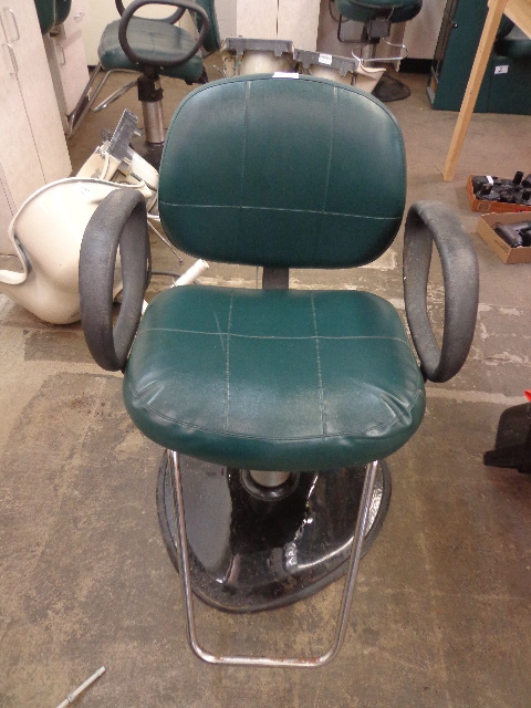 lot 12 image: Green Leather Salon Chair