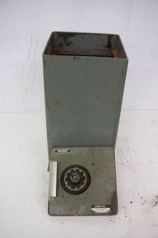 lot 11 image: Safe ( Amsec) Bolt to Floor with combination