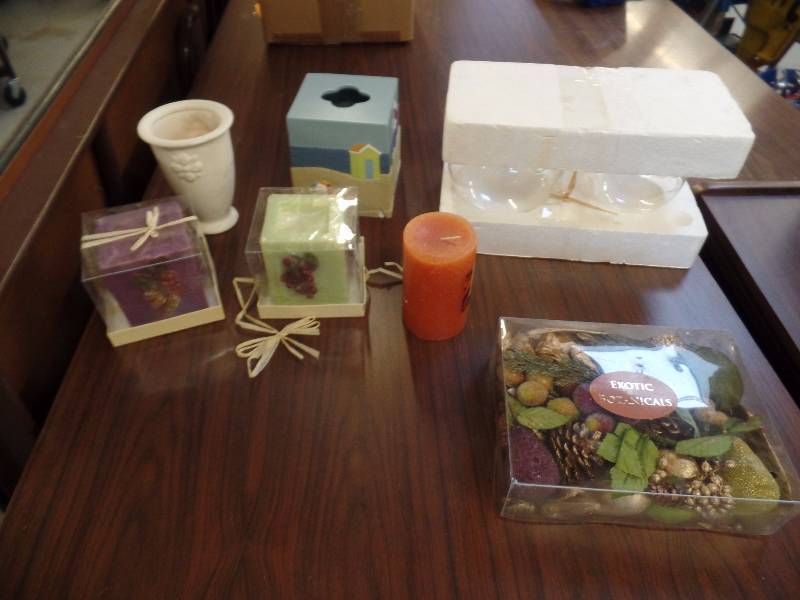 Holiday Candles, Ornaments and Decorations