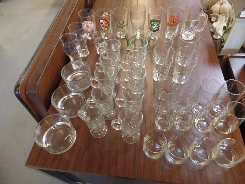 Bar and Drinking Glasses