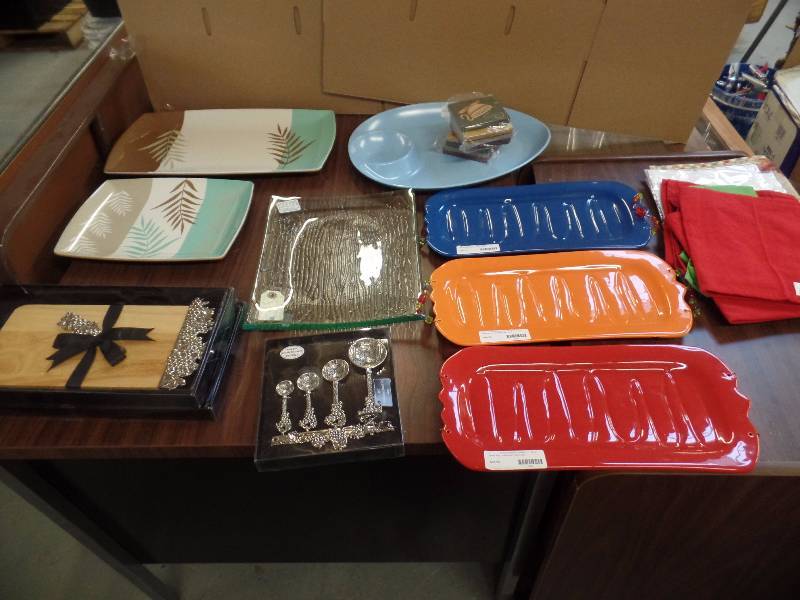 Serving Trays and Napkins