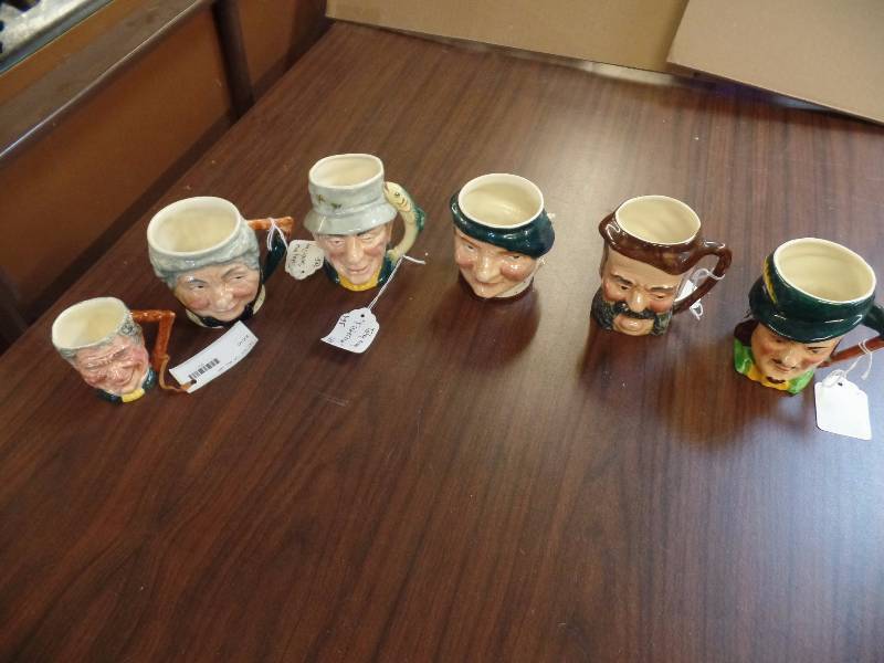 English Collectable Figure Mugs