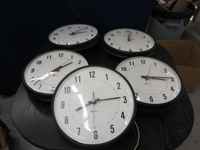 Wall Clocks