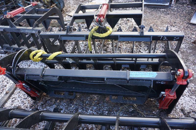 lot 16 image: Universal Mount Bobcat Skid Loader Skid Steer 66 Root Rake Grapple Bucket