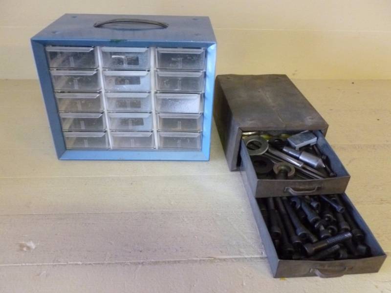 lot 16 image: Shop Organizer