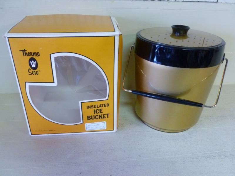 lot 58 image: Vintage Kitchen