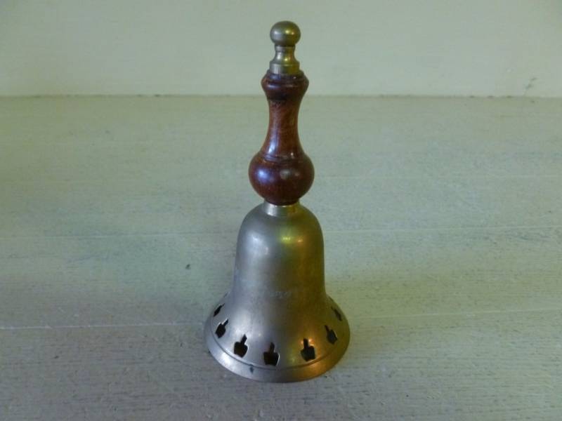 lot 133 image: Cast Brass