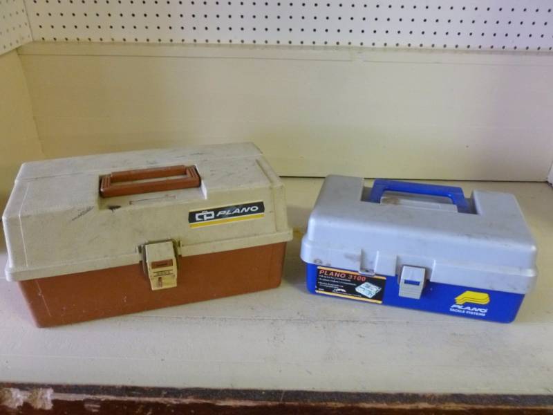 lot 147 image: Fishing Tackle Box