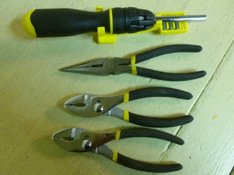 lot 198 image: Tools