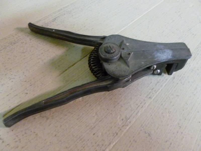 lot 217 image: Machinists Tool