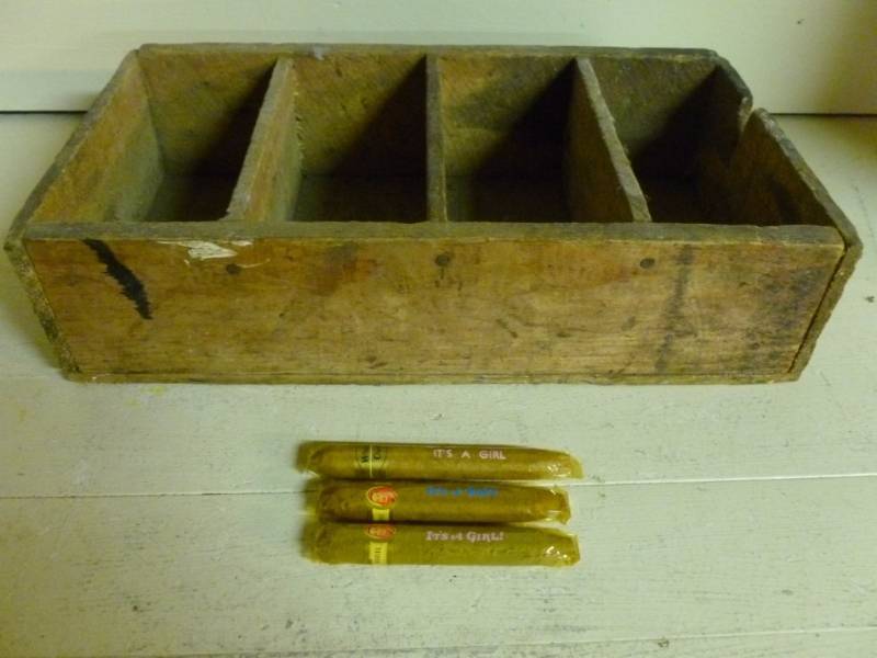 lot 241 image: Vintage Wooden Box