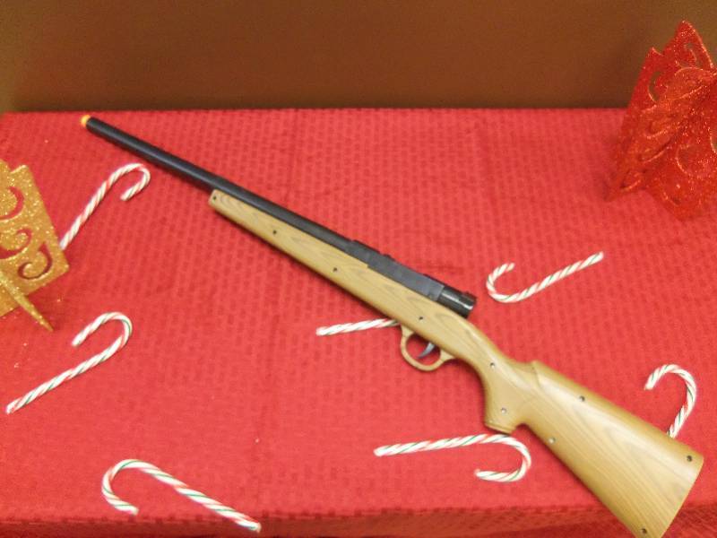 lot 88 image: Toy Rifle