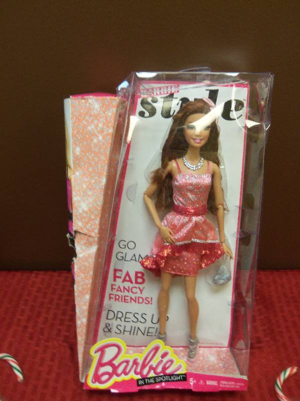 lot 111 image: Barbie in the Spotlight