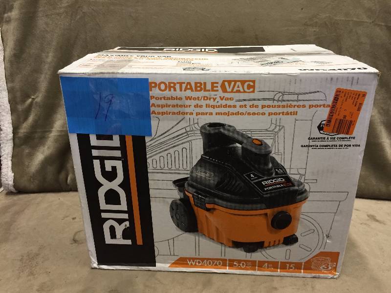 WD4070 Portable Vac WetDry Vac tested works