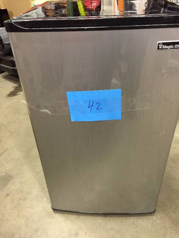 Magic Chef Mini Fridge New