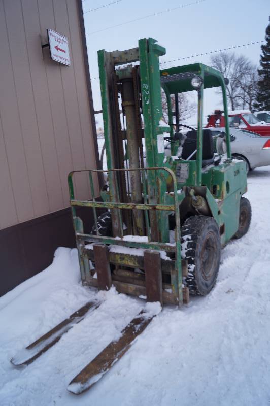 Clark Propane Powered Forklift