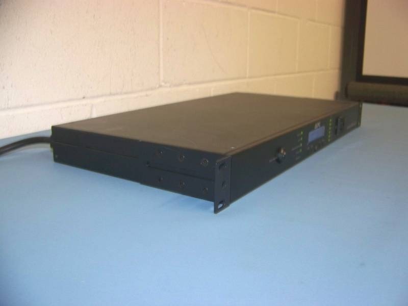 lot 34 image: APC, AV (Audio Video), 9 Outlet, G5 Power Filter  Conditioner