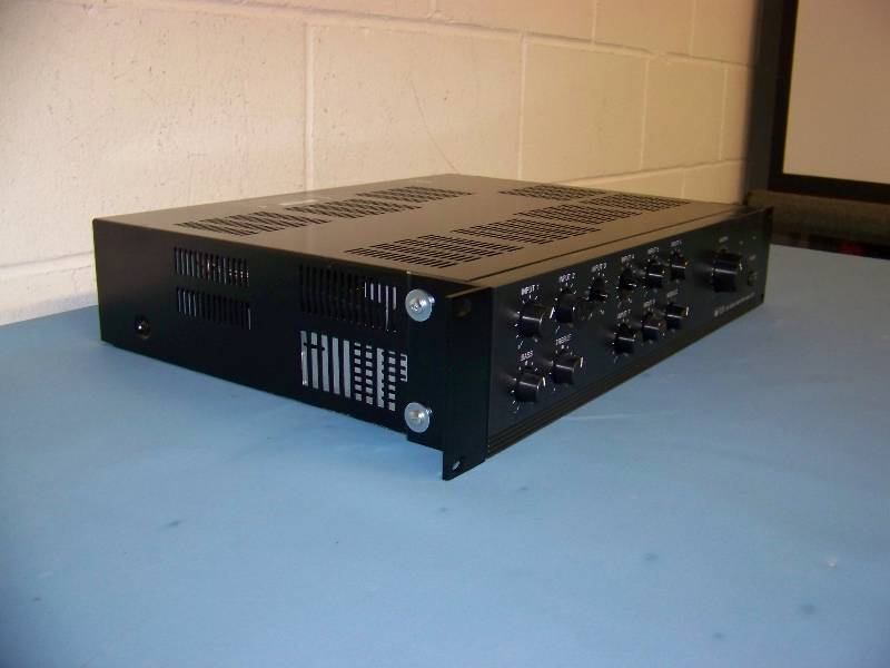 lot 37 image: TOA, 700 Series, 9-Channel, 120 Watt Mixer  Amplifier  Amp