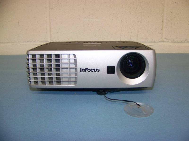 lot 24 image: InFocus, IN1100, DLP Projector