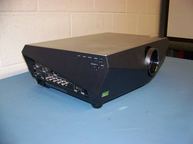 lot 27 image: Sony, VPL-FE40, LCD Projector