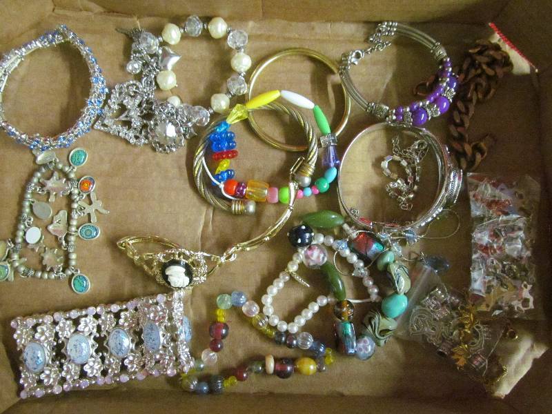 bracelets
