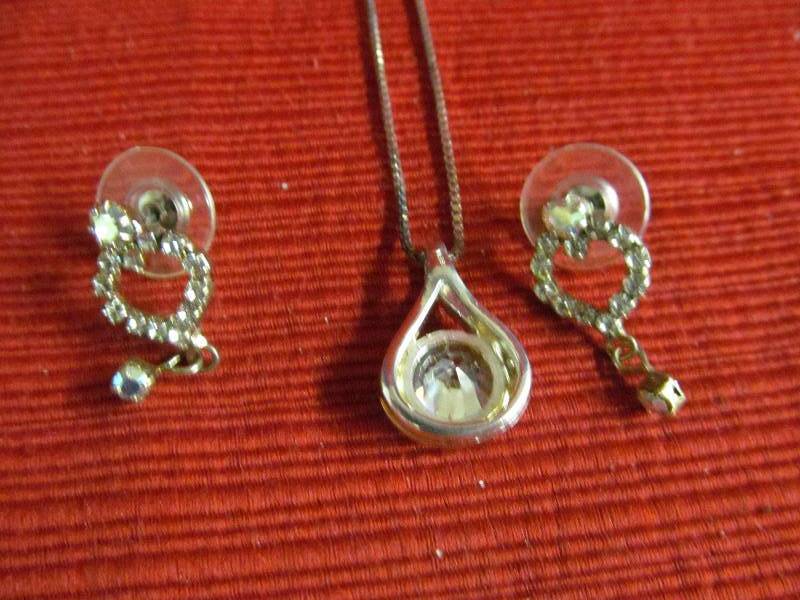 necklace