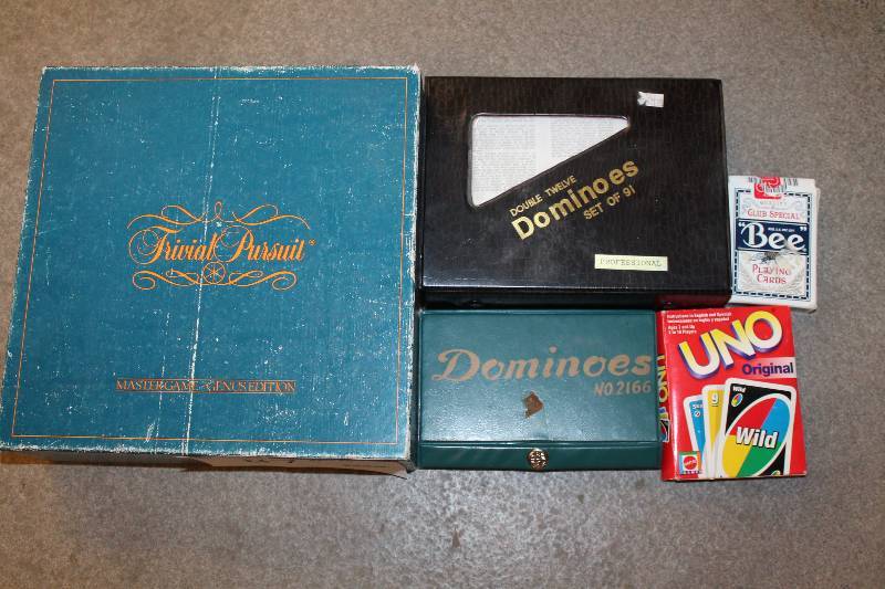 Games Lot (5) Includes UNO, Dominoes, Trivial Pursuit and More