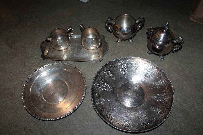 Serving Platters (2) and Sugar and Creamer Set (2) with Tray (1)