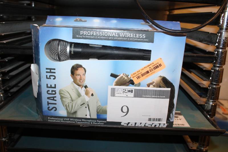 Professional Wireless Samson Microphone