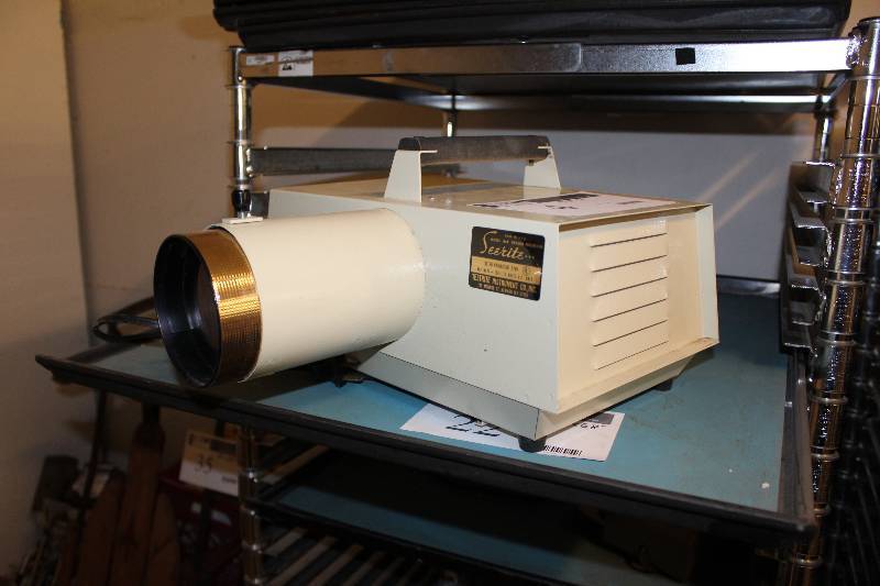 Seerite Opaque Projector