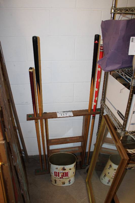 Poolsticks (4) and Pool Balls