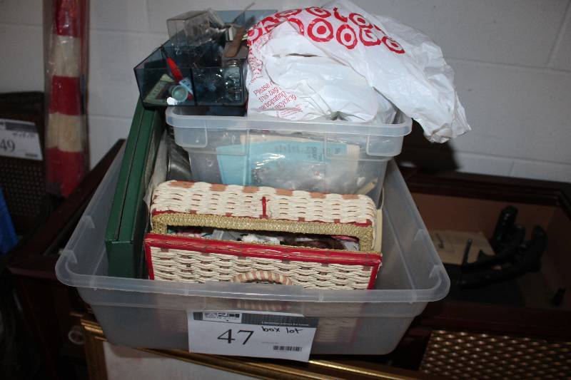 Box Lot Includes Assorted Sewing Items