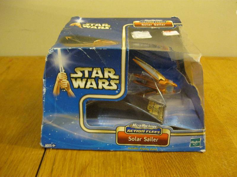 lot 45 image: Star Wars Solar Sailer, Some Wear To Box