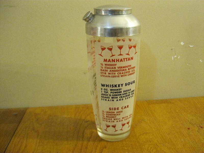 lot 60 image: Vintage Drink Mixer, Glass