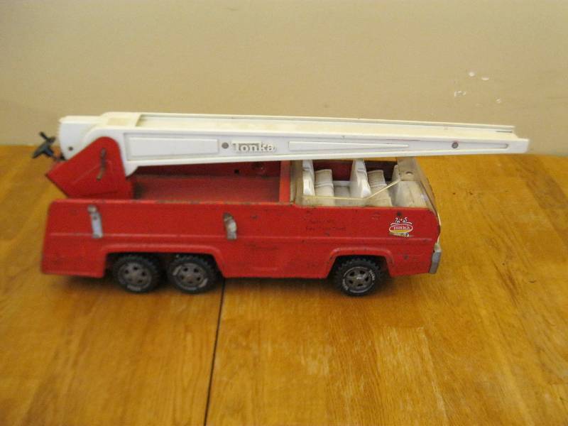 lot 91 image: Vintage Tonka Fire Truck, Lots Of Wear