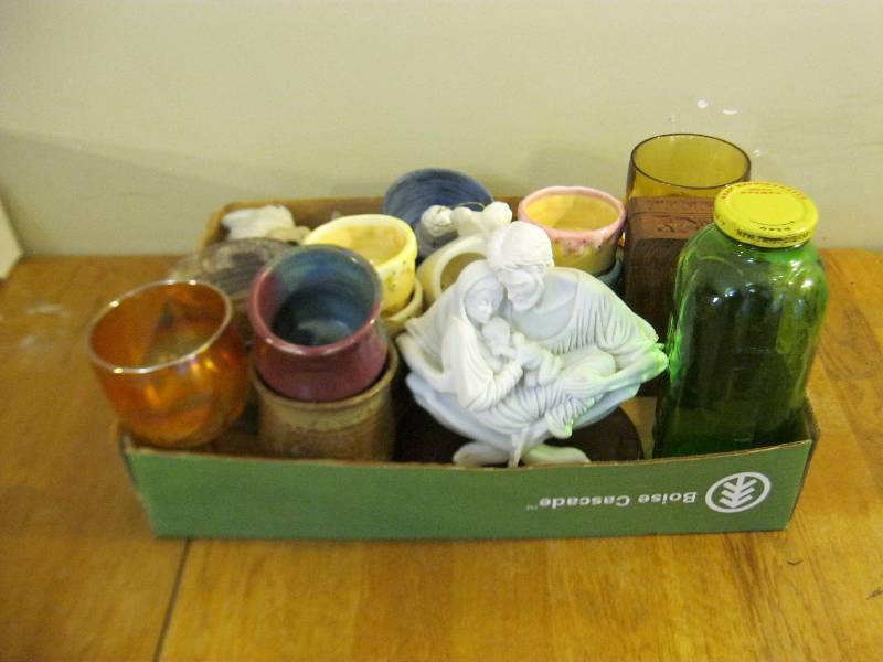 lot 110 image: Lot Of Cups And Mugs