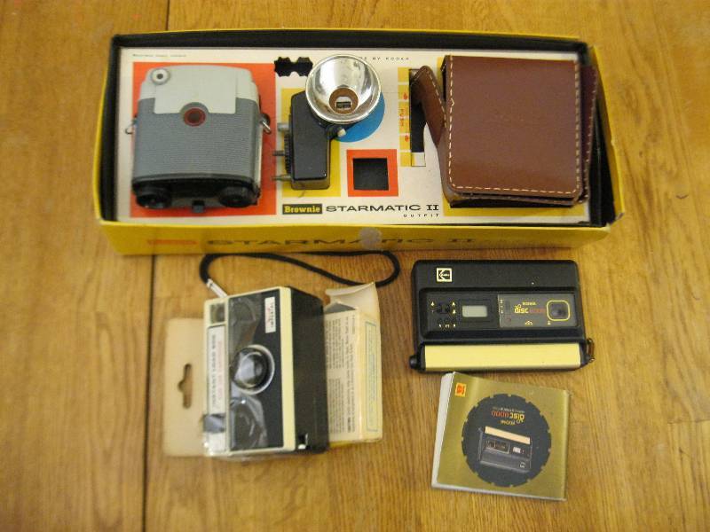 lot 116 image: Vintage Brownie Starmatic Camera, Untested