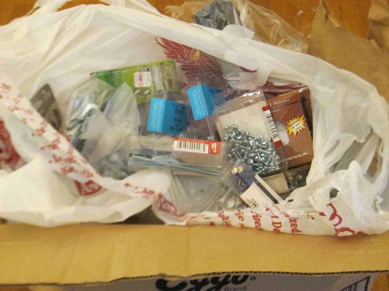 lot 133 image: Box Filled With Hardware