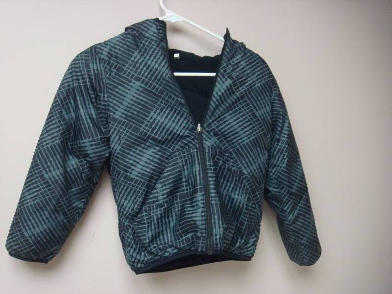 lot 142 image: Kids Columbia Jacket, Used