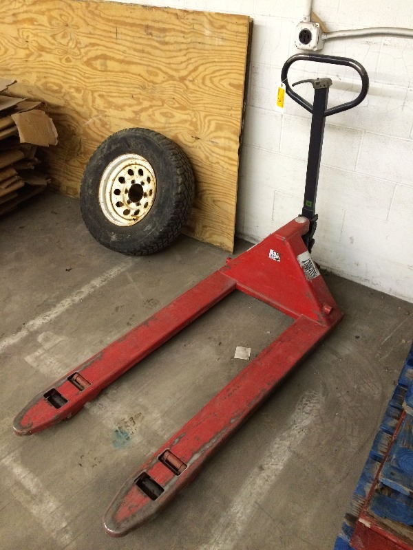 Pallet Jack - works